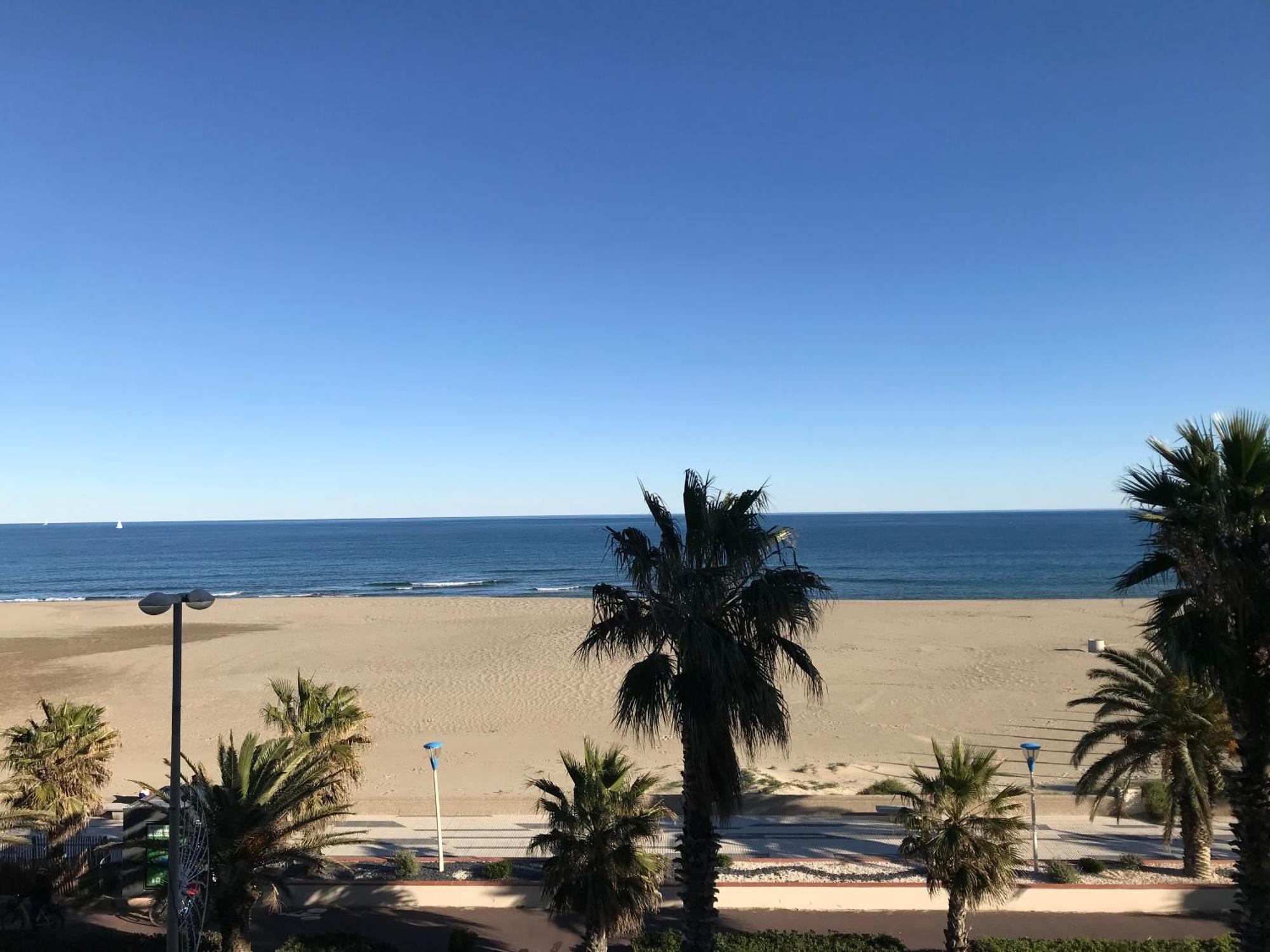 Appartement Face A La Mer - 6 A 8 Personnes - Canet En Roussillon 외부 사진